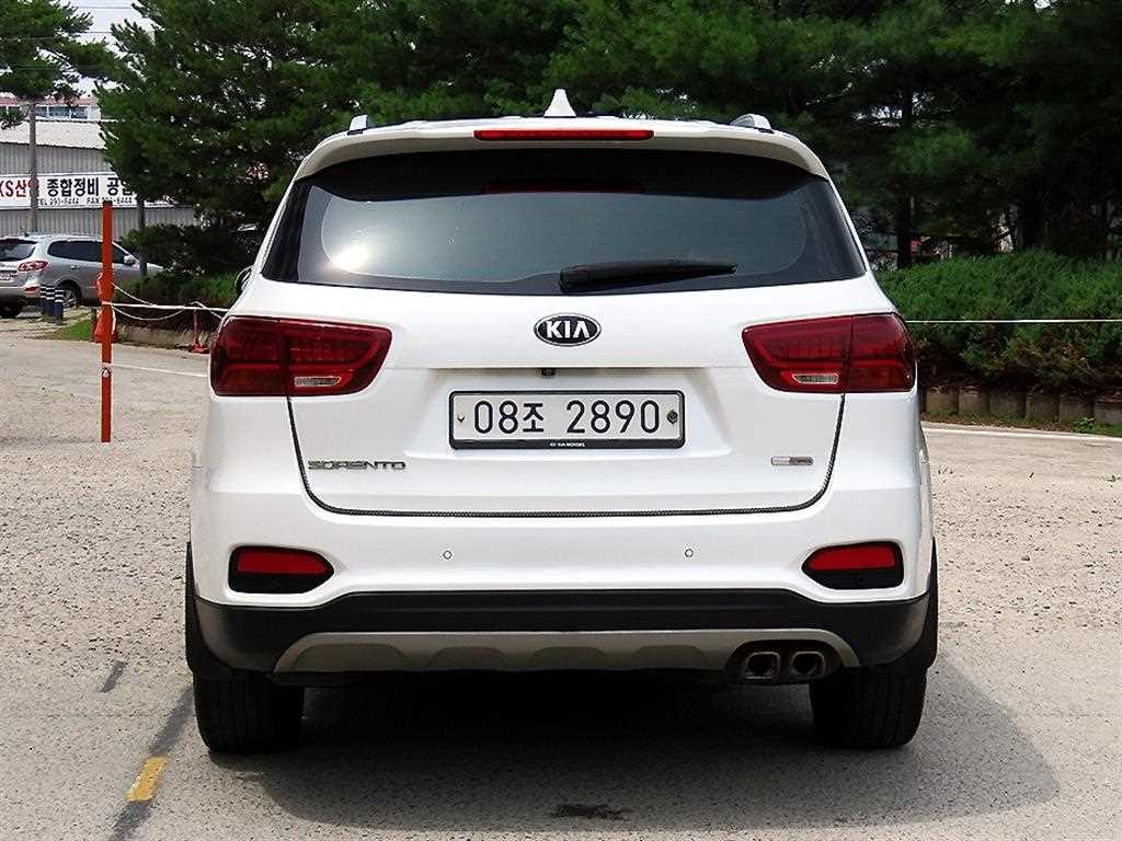 KIA Sorento - Vista 4