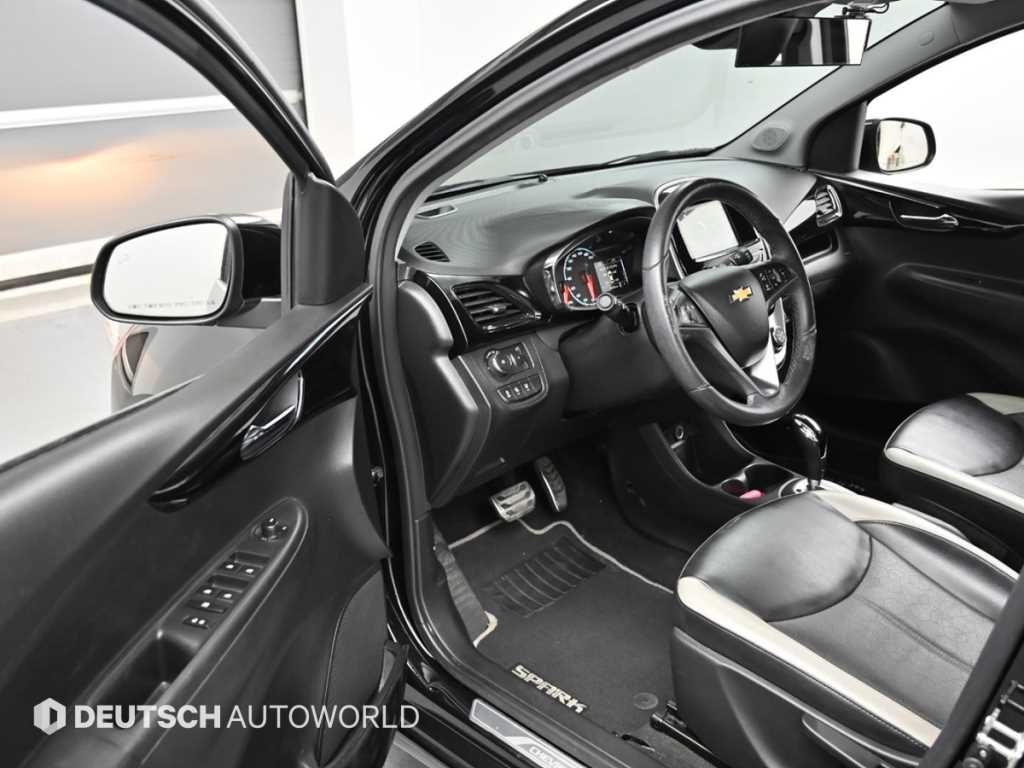 Chevrolet Spark - Vista 11