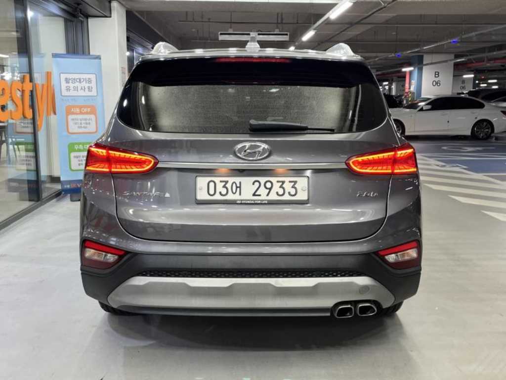 HYUNDAI Santa Fe - Vista 5