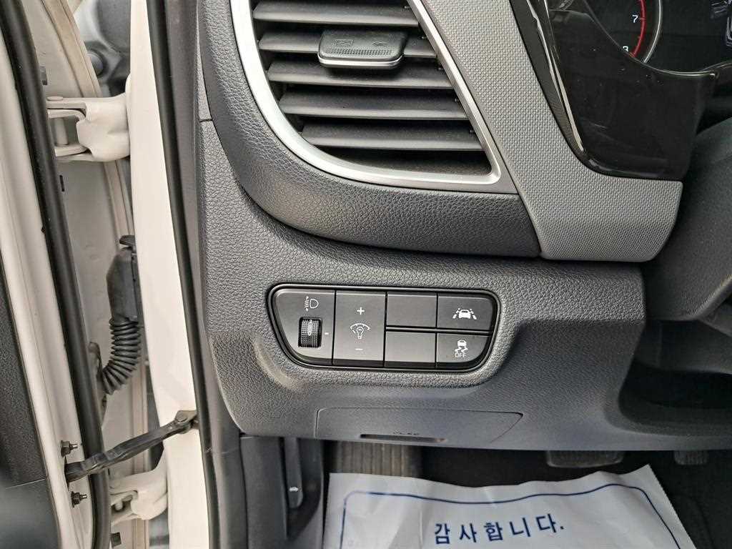 KIA Seltos 2022 Blanco - Importación desde Corea - HF Imports Iquique - Foto 13