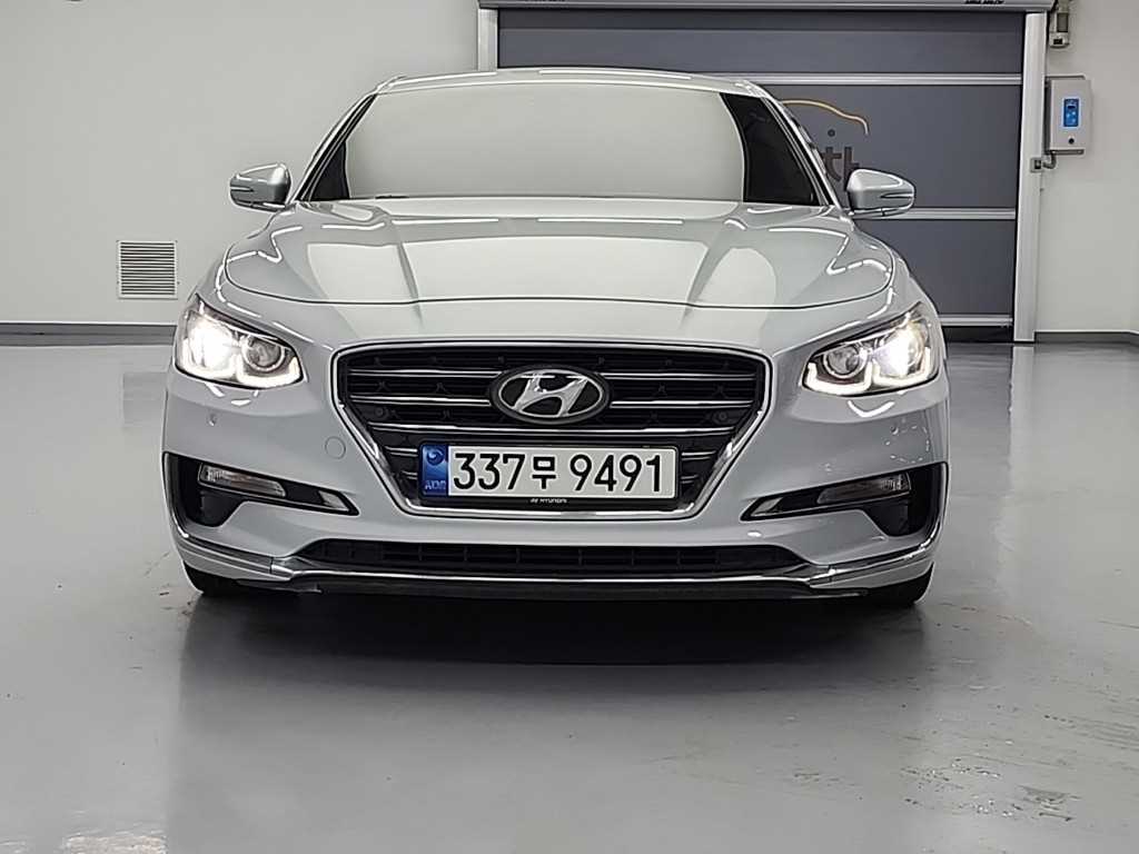 HYUNDAI Grandeur - Vista 2