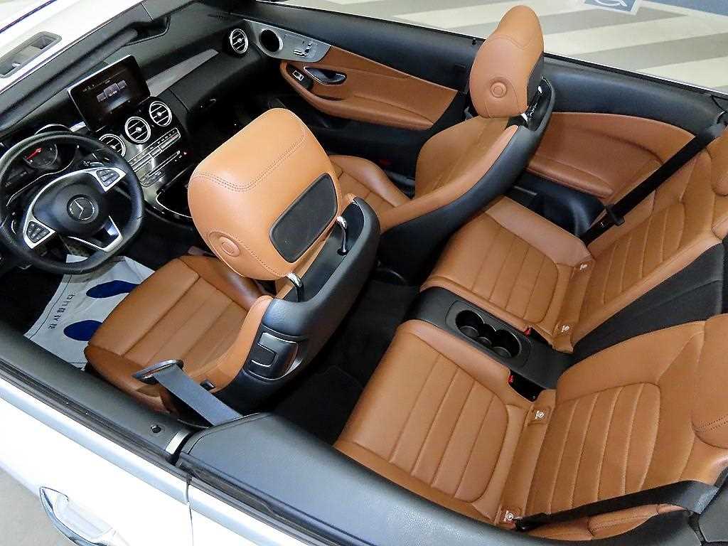 Mercedes Benz C Class - Vista 10