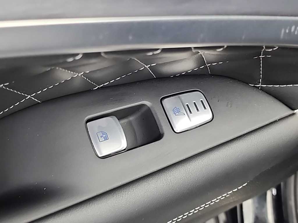 Genesis G70 2019 Negro - Importación desde Corea - HF Imports Iquique - Foto 14