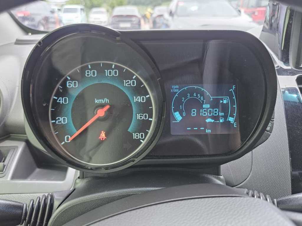 Chevrolet Spark - Vista 8