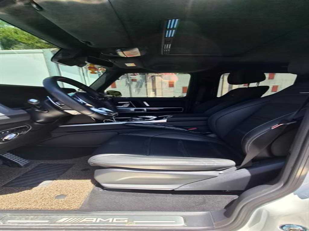 Mercedes Benz G Class (G Wagen) - Vista 12