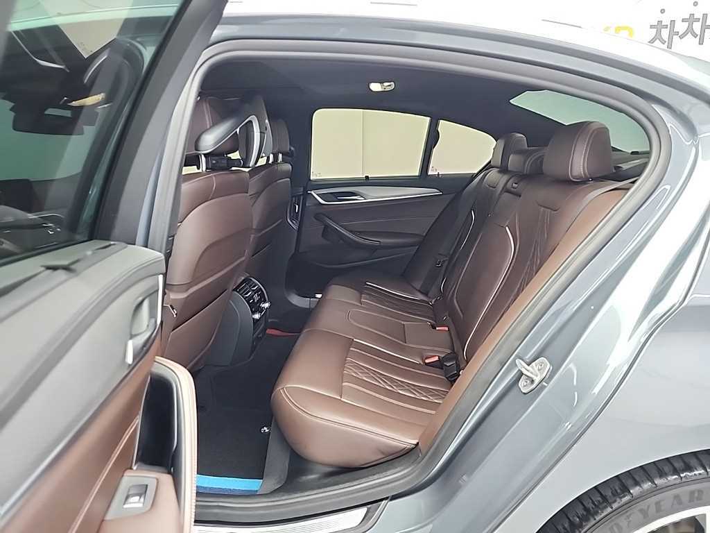 BMW 5 Series - Vista 12