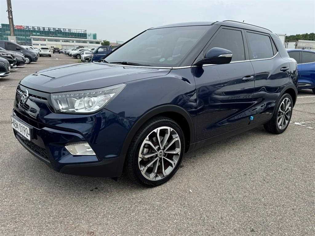 Ssangyong Tivoli - Vista 2