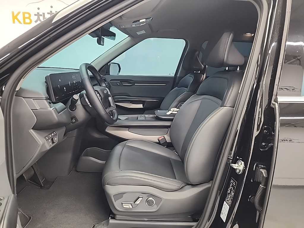 KIA EV9 - Vista 11