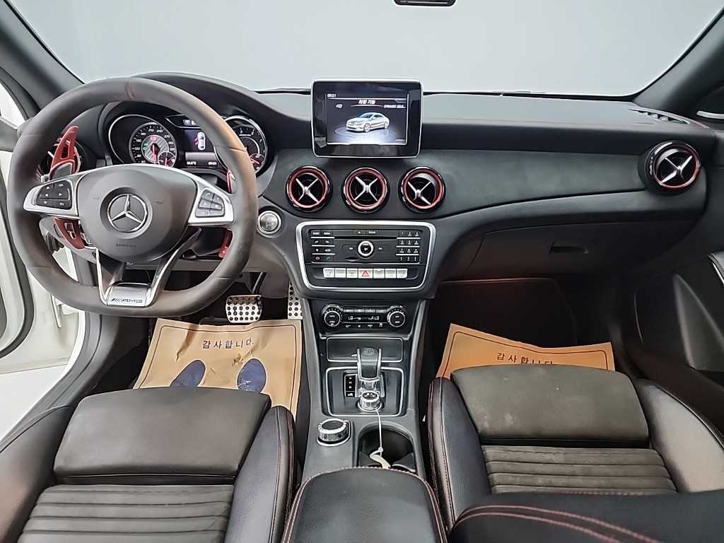 Mercedes Benz CLA Class - Vista 7