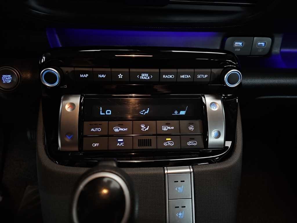 HYUNDAI Casper - Vista 10