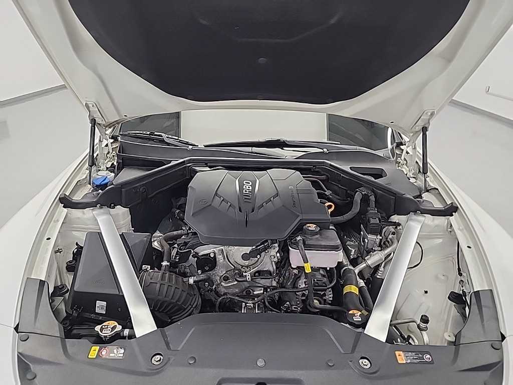 KIA Stinger - Vista 5