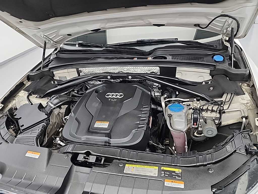 Audi Q5 - Vista 5