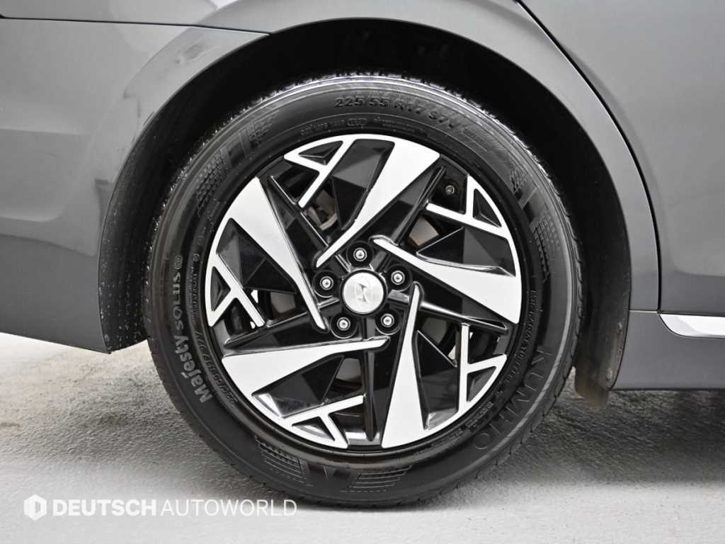 HYUNDAI Grandeur - Vista 5