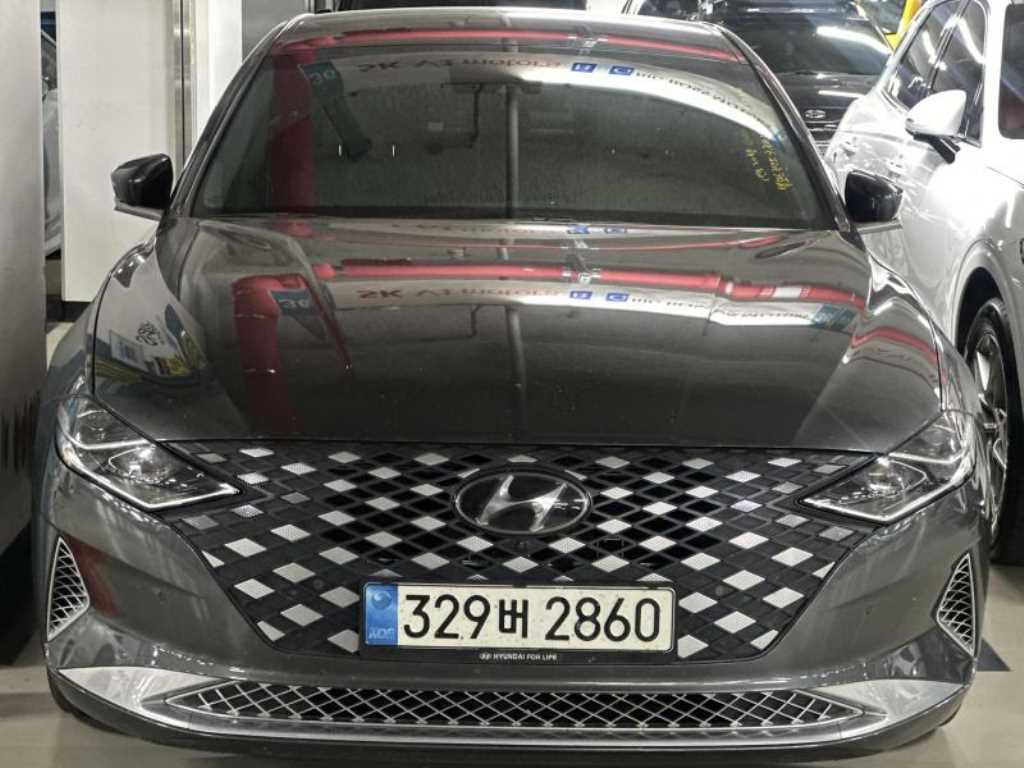 HYUNDAI Grandeur - Vista 2