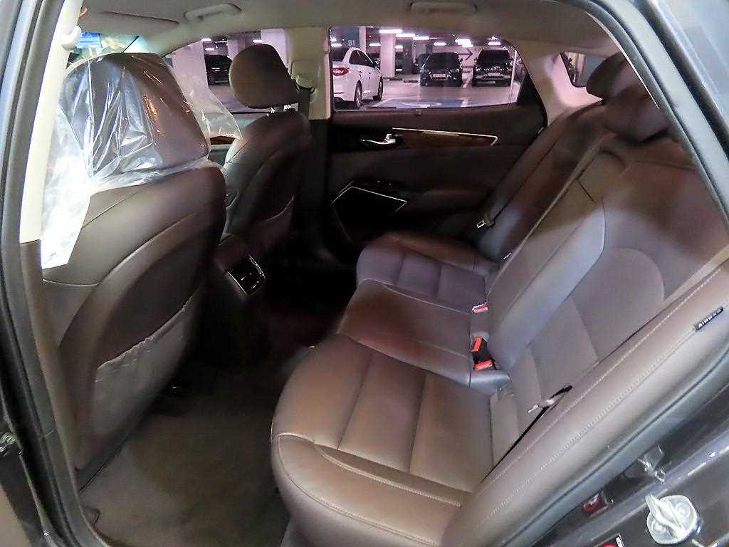 KIA K7 - Vista 7
