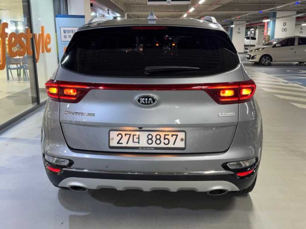 KIA Sportage - Vista 5