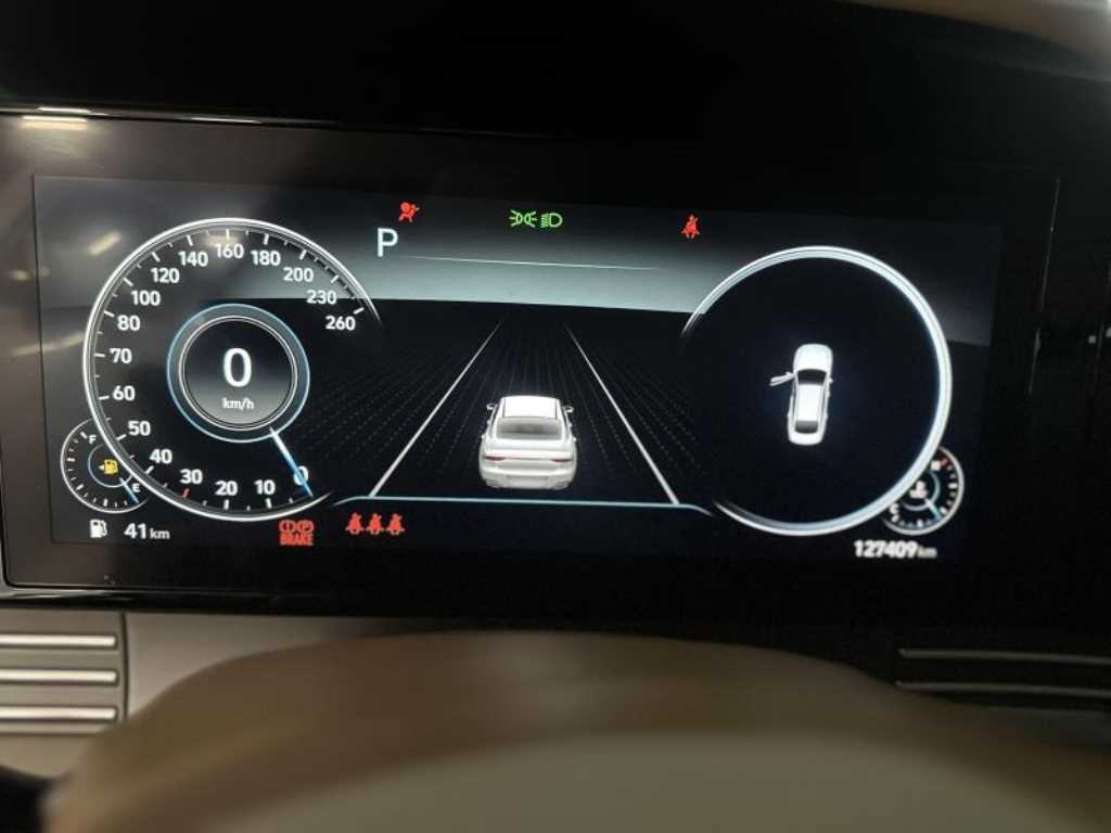 HYUNDAI Grandeur - Vista 10