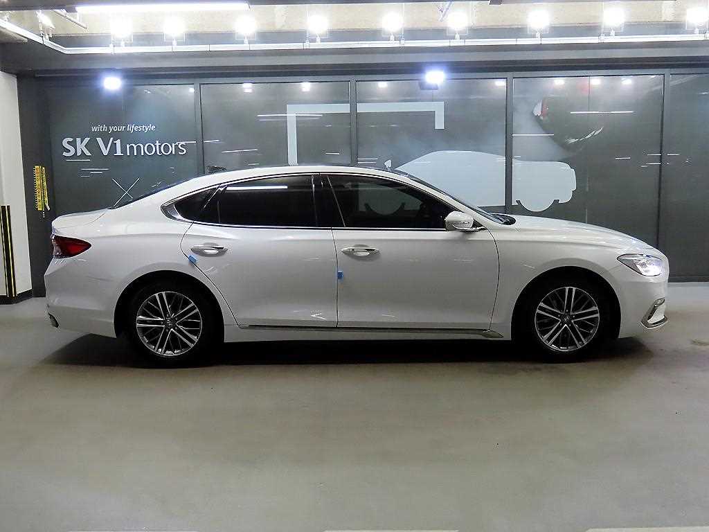HYUNDAI Grandeur - Vista 3