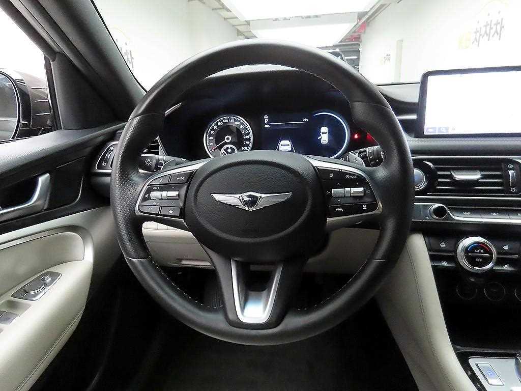 Genesis G70 - Vista 7