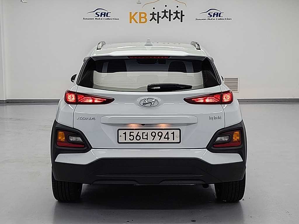 HYUNDAI Kona - Vista 3