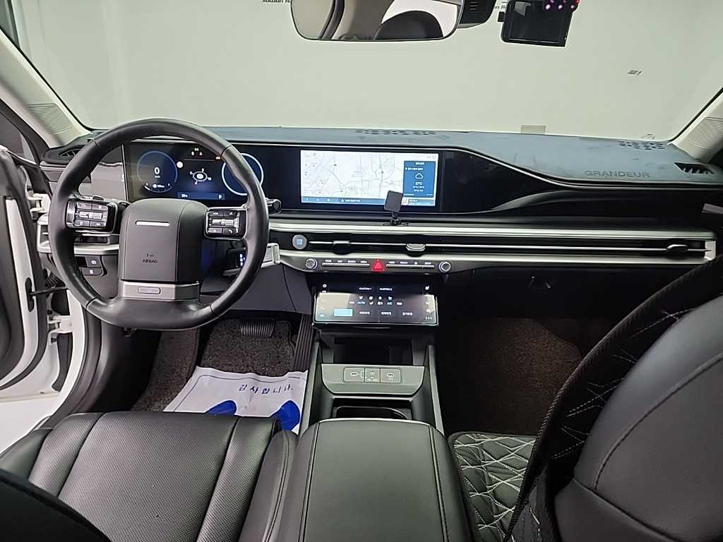HYUNDAI Grandeur - Vista 7
