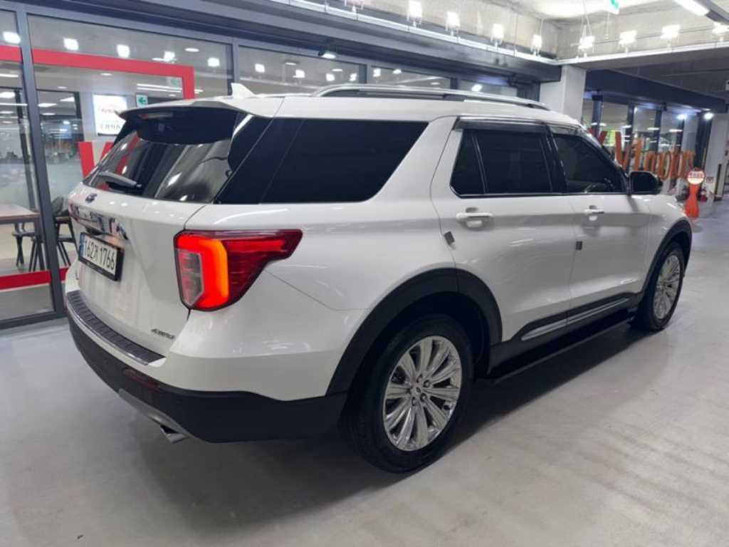 Ford Explorer - Vista 4