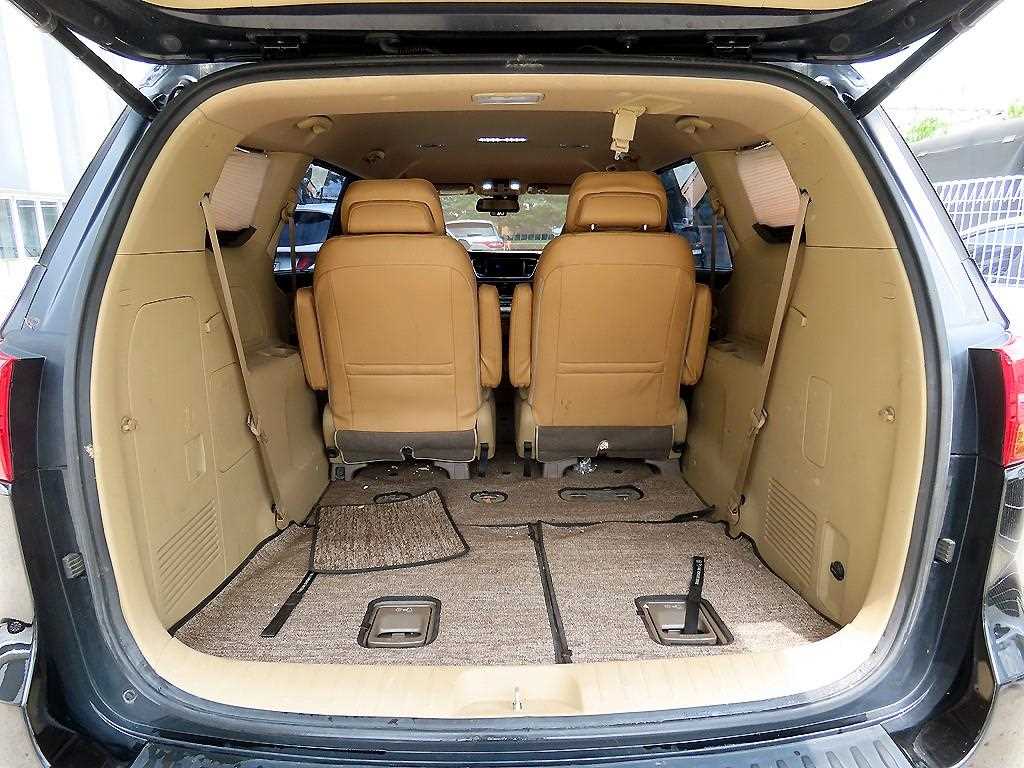 KIA Carnival 2017 - Importación desde Corea - HF Imports Iquique - Foto 17