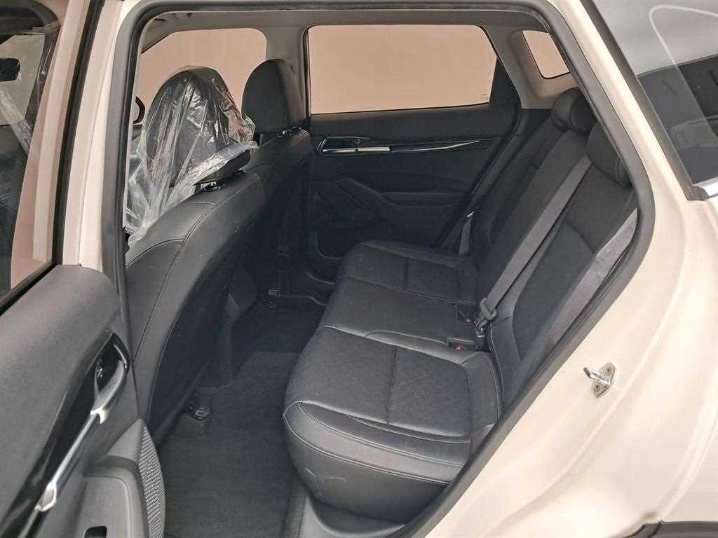 KIA Seltos - Vista 12