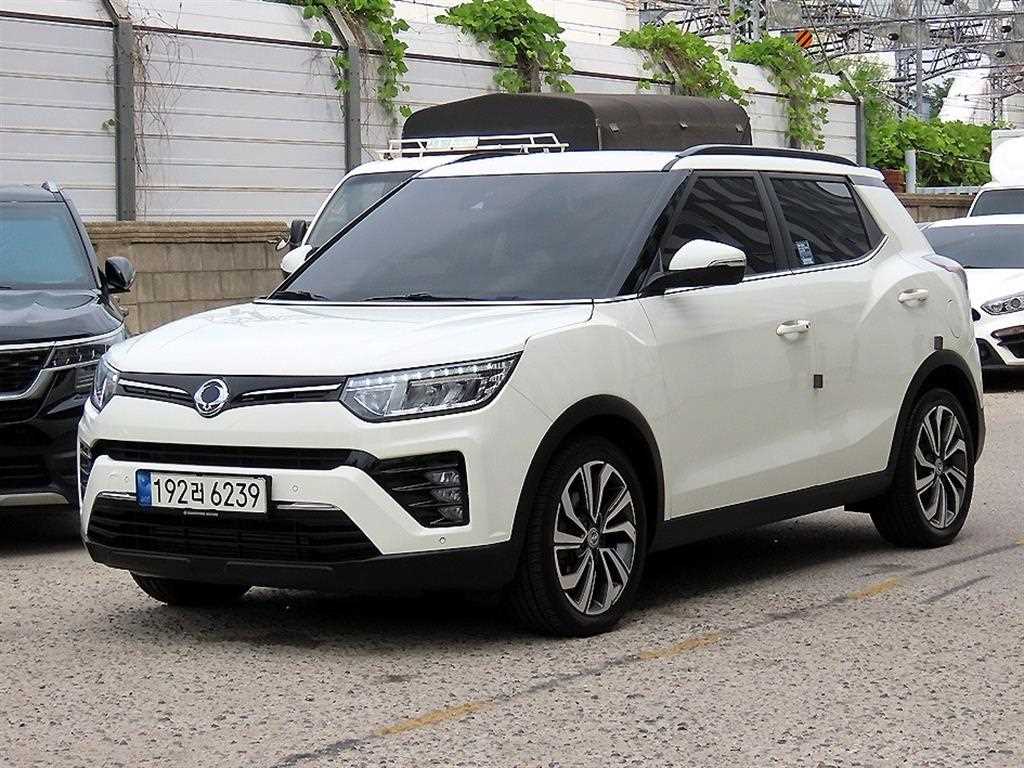 Ssangyong Tivoli - Vista 2