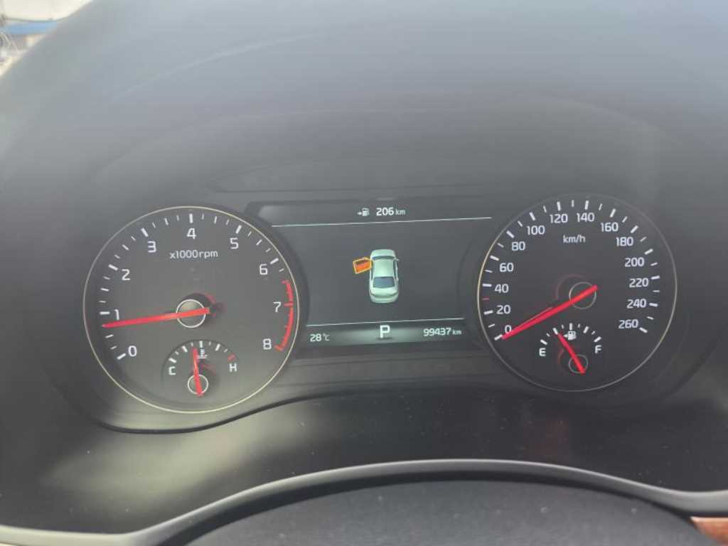 KIA K7 - Vista 4