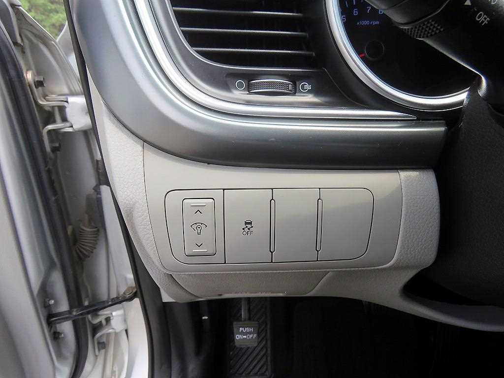 KIA K5 - Vista 9
