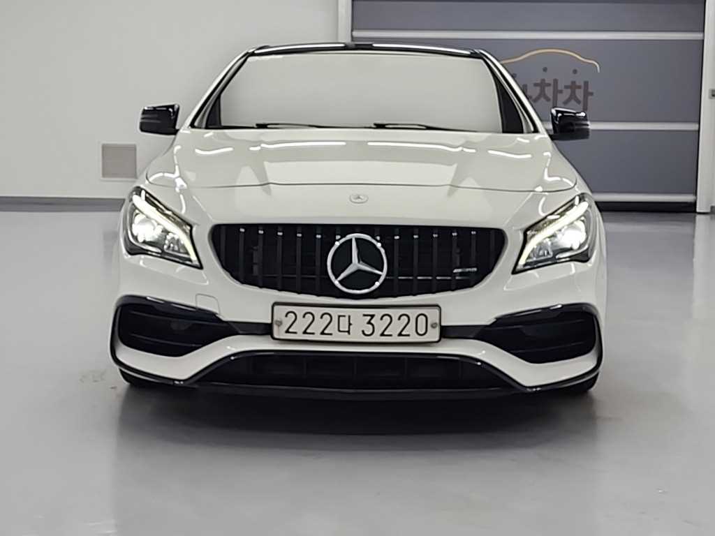 Mercedes Benz CLA Class - Vista 2