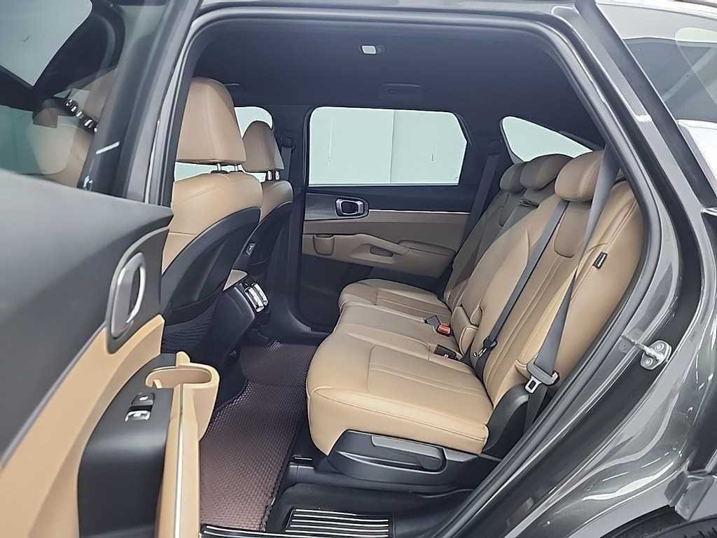 KIA Sorento - Vista 12