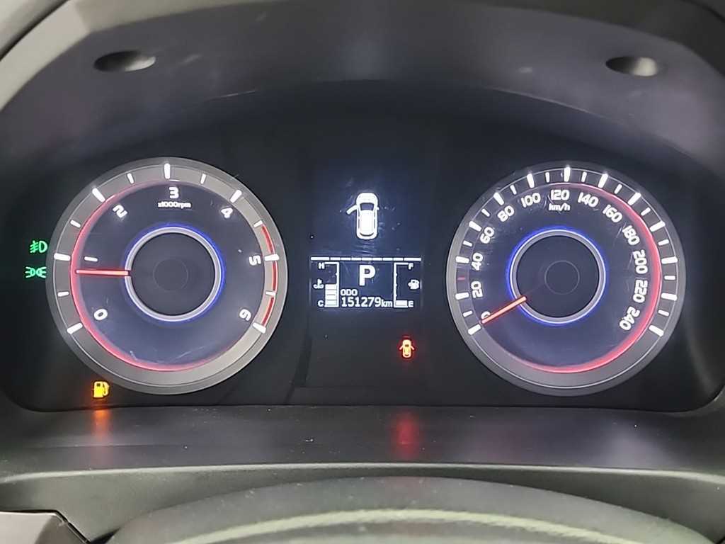 Ssangyong Korando - Vista 6