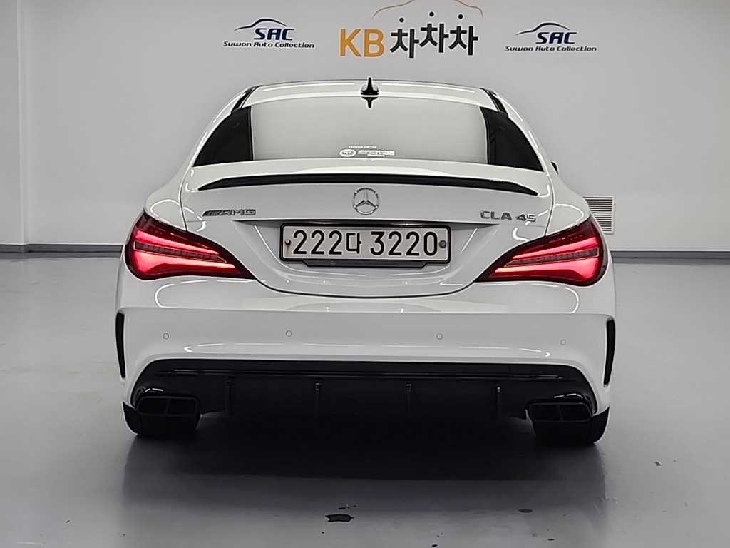 Mercedes Benz CLA Class - Vista 3