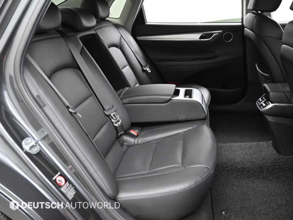 HYUNDAI Grandeur - Vista 12