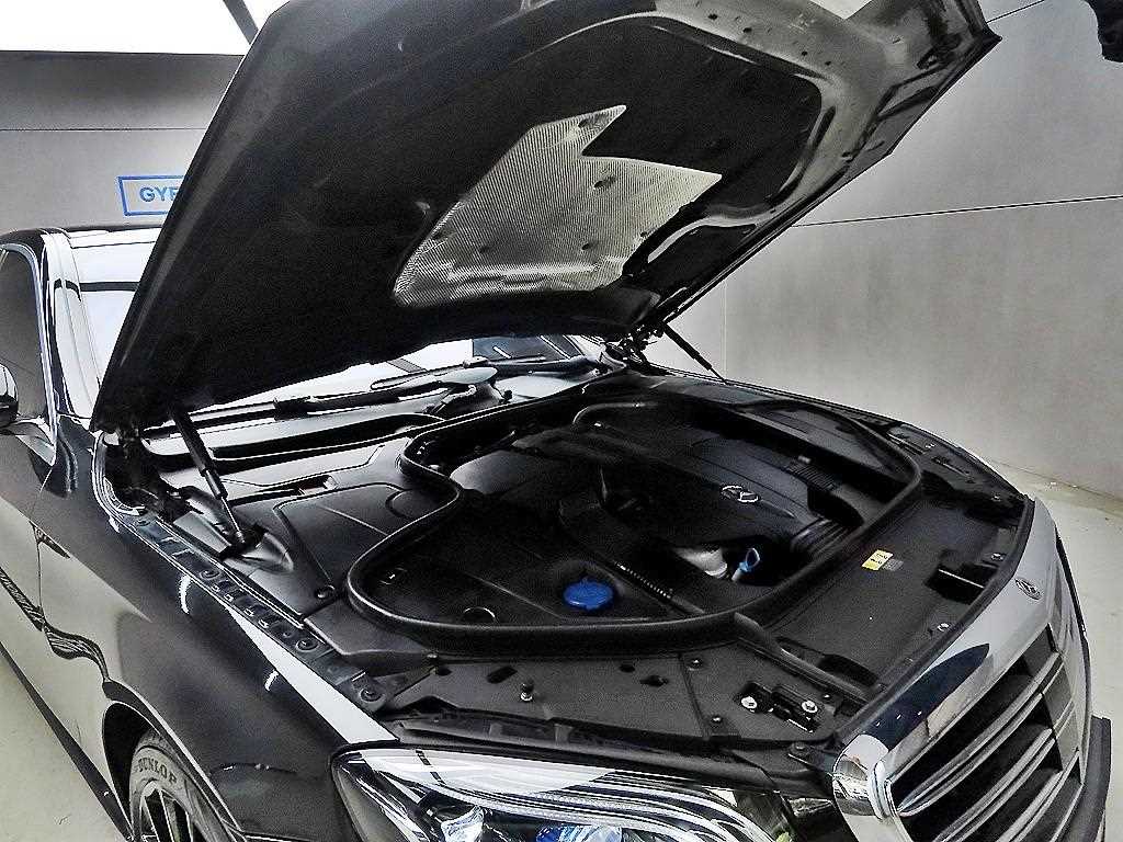 Mercedes Benz S Class 2018 Negro - Importación desde Corea - HF Imports Iquique - Foto 18