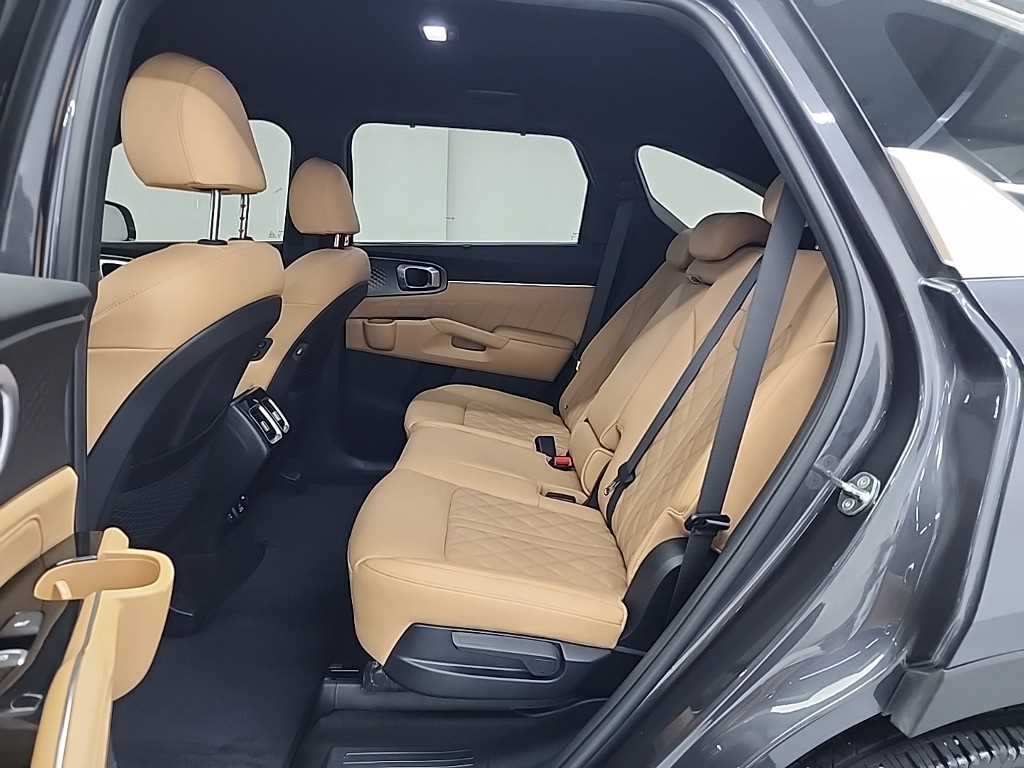 KIA Sorento - Vista 12