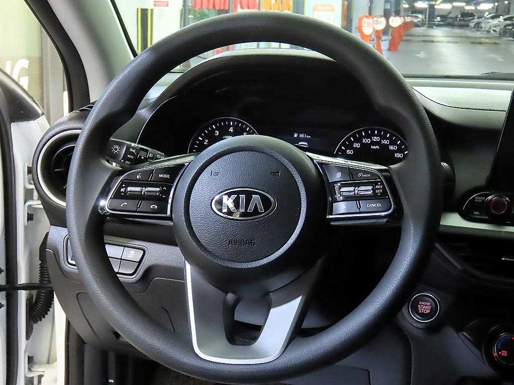 KIA K3 - Vista 8