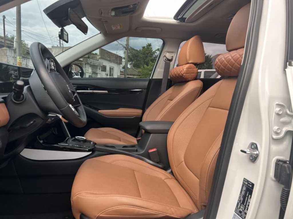 KIA Seltos - Vista 12