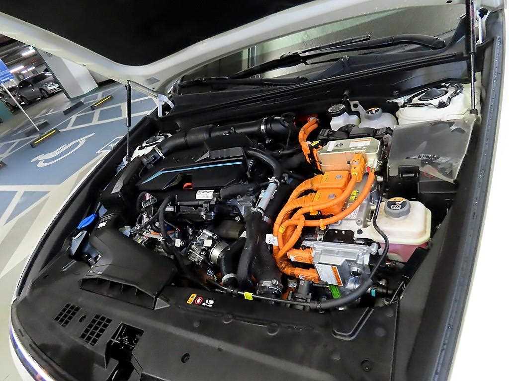HYUNDAI Grandeur 2024 Blanco - Importación desde Corea - HF Imports Iquique - Foto 19