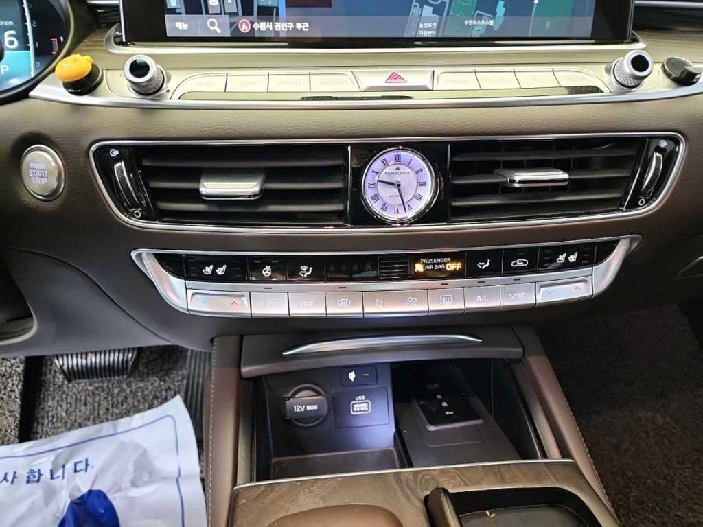 KIA K9 - Vista 10
