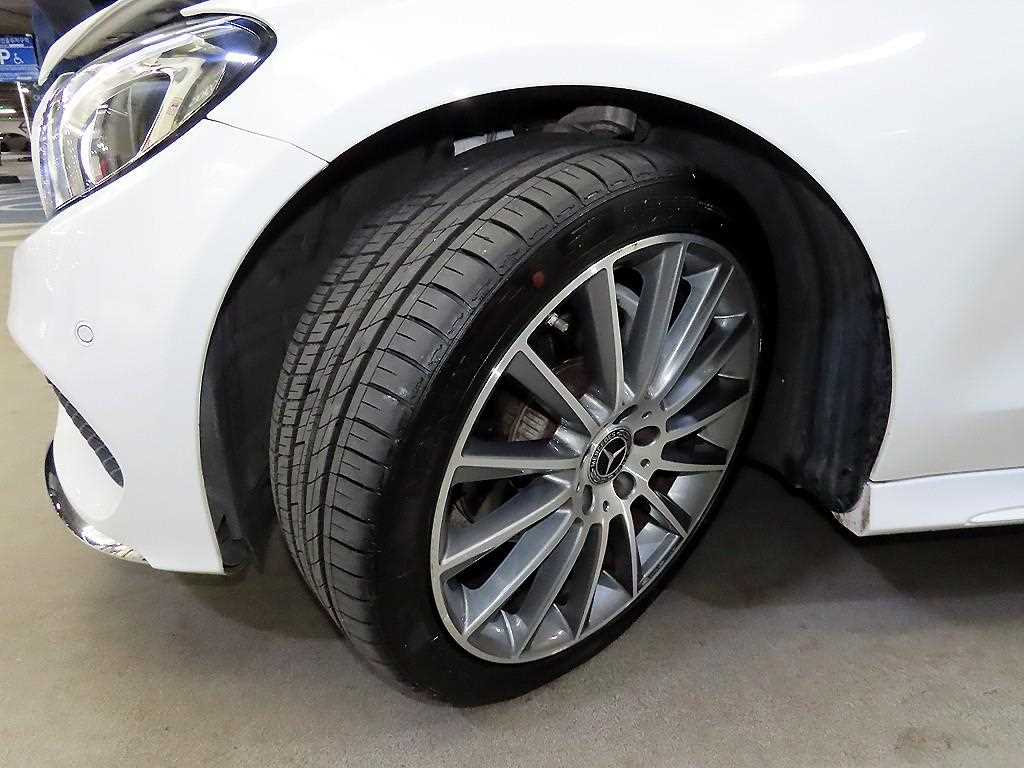 Mercedes Benz C Class 2018 Blanco - Importación desde Corea - HF Imports Iquique - Foto 20