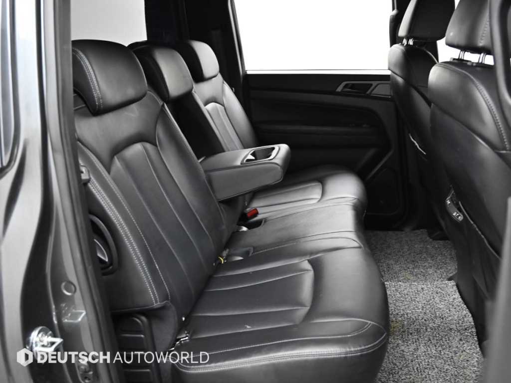 Ssangyong Rexton - Vista 12