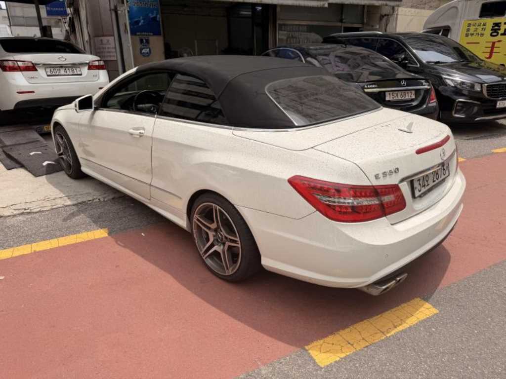 Mercedes Benz E class - Vista 5