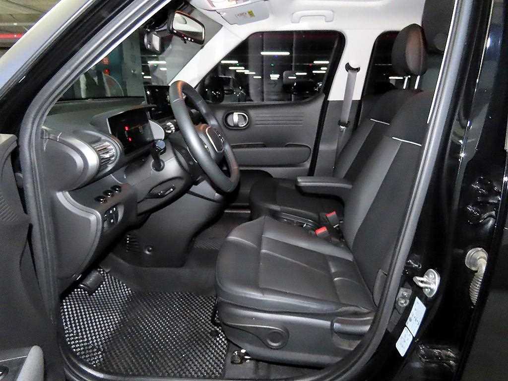 HYUNDAI Casper - Vista 6
