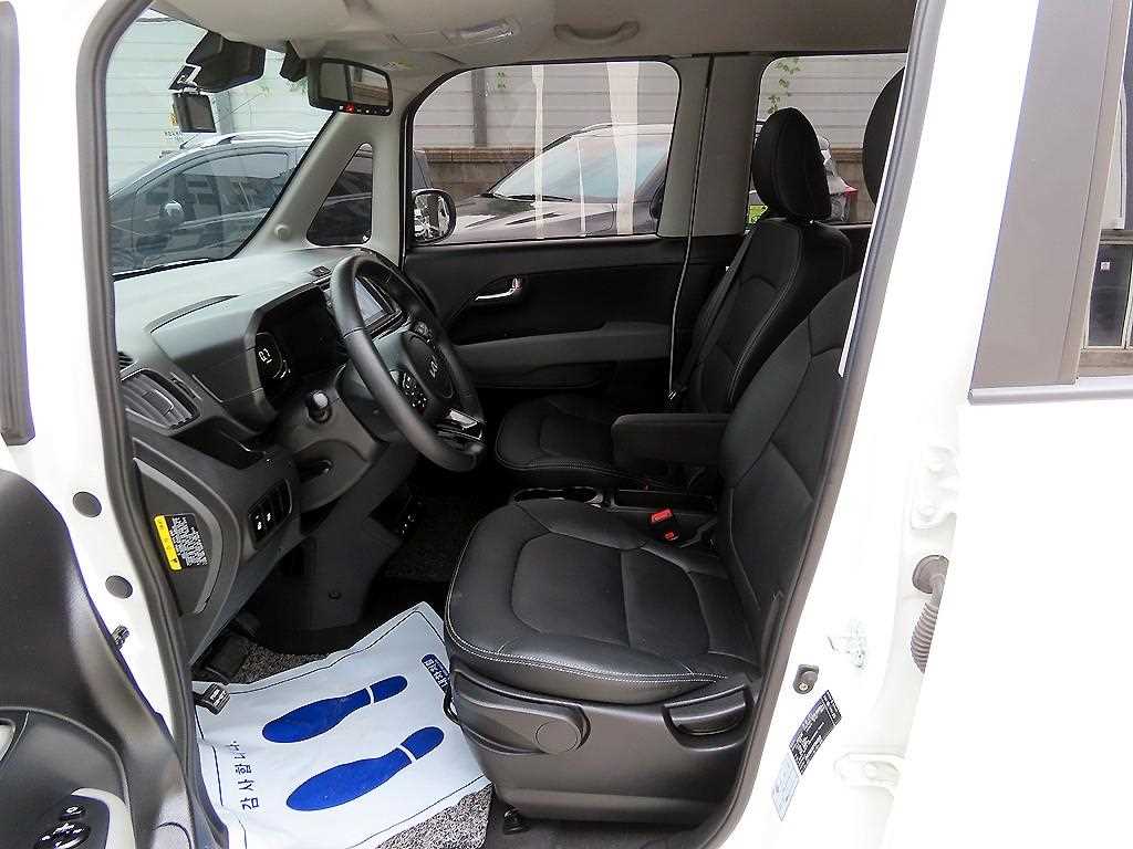 KIA Ray - Vista 5