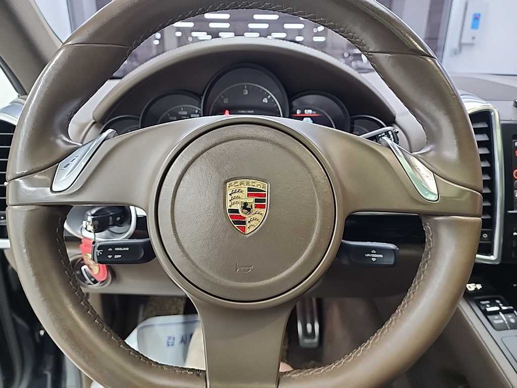 Porsche Cayenne - Vista 9