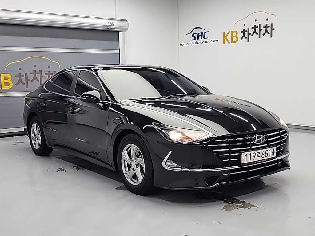 HYUNDAI Sonata - Vista 4