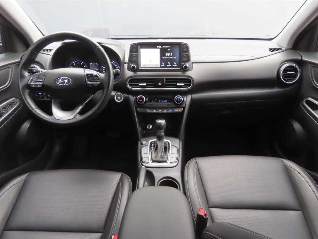 HYUNDAI Kona - Vista 7
